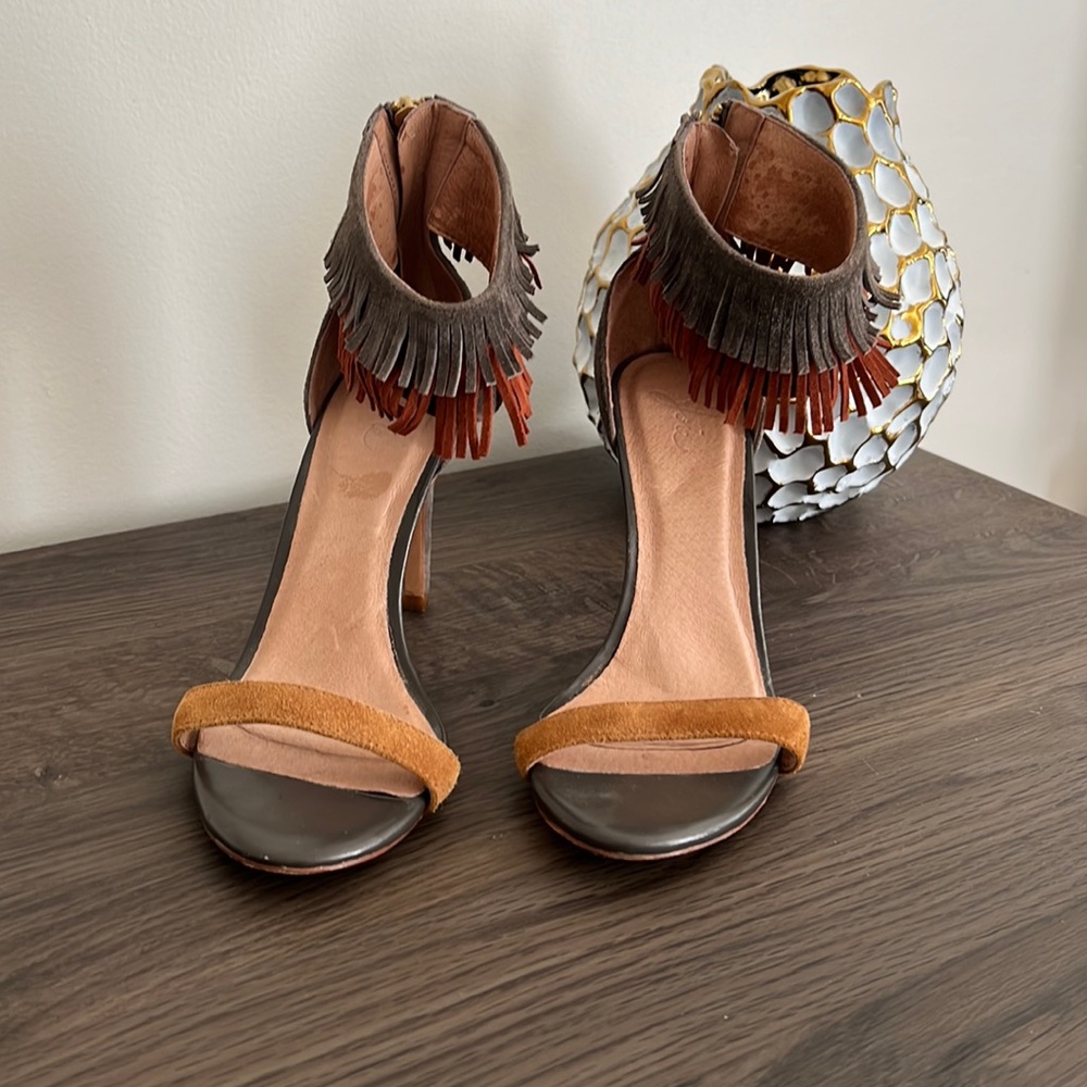 Joie leather 4 inch gray and brown sandal heels size 37
